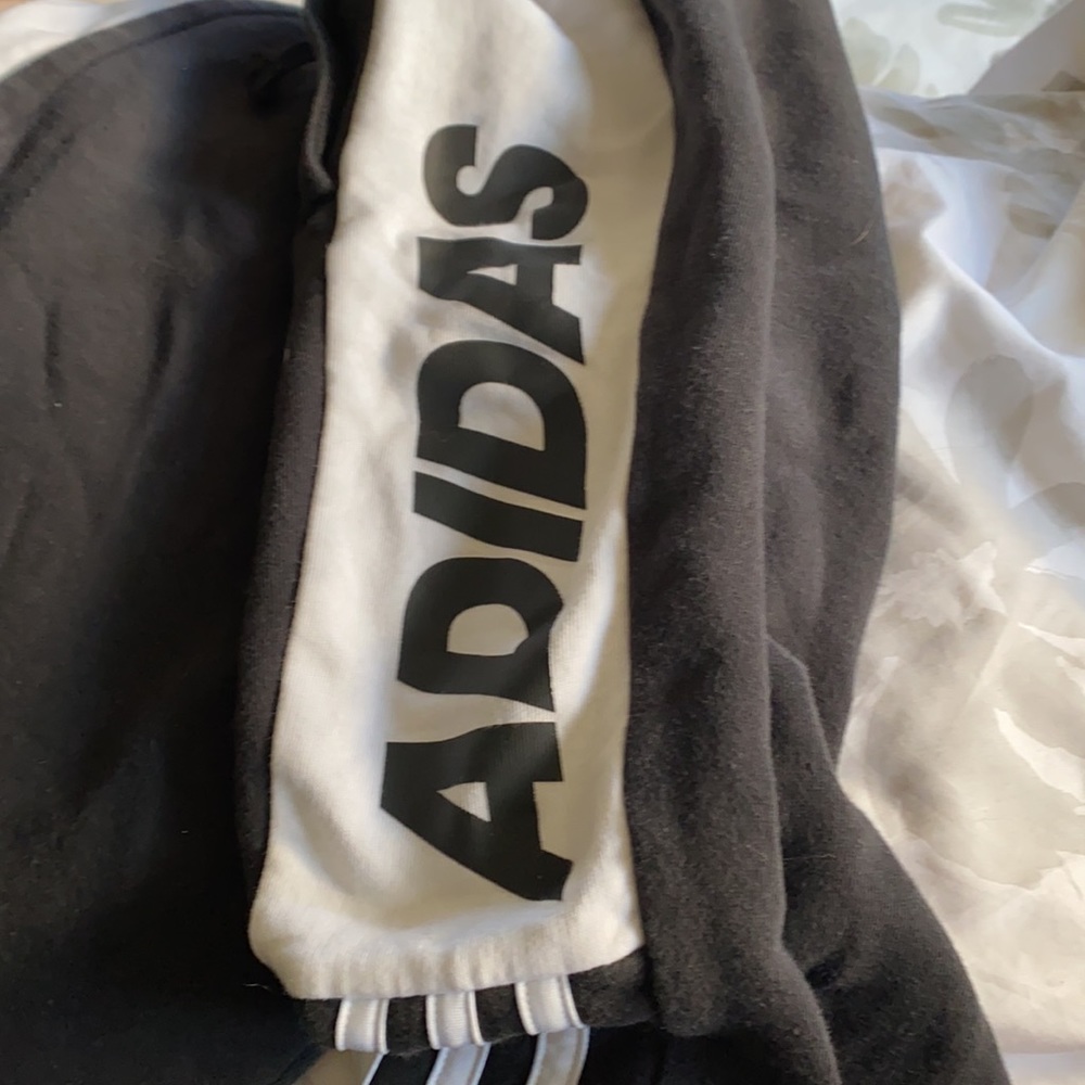 Men’s medium adidas jogger pants. - Picture 4 of 7